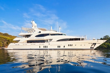 Benetti Vision 145 (2009)