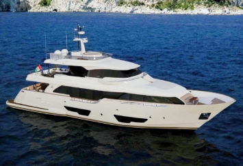 Custom Line Navetta 28 (2017)