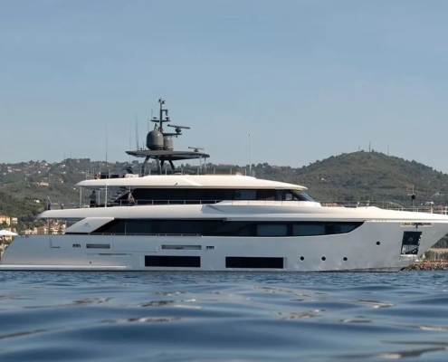 Custom Line Navetta 33 for sale Italy